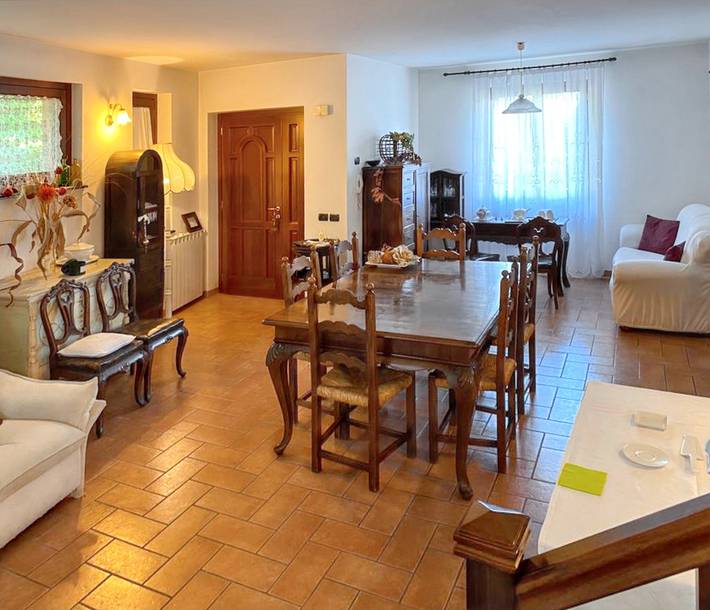 Incantevole Casa ad Amelia con Vista Lago, 200 m² in Amelia, Amelia (comune)