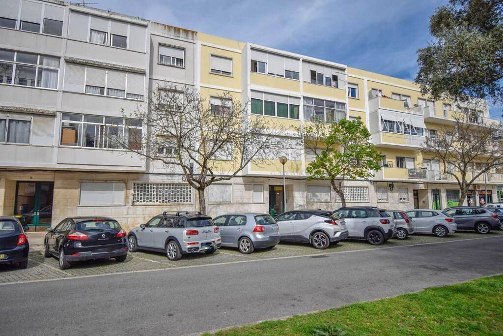 Apartamento entero, Cozy and Sunny Family Apartment in Lisboa, Costa de Lisboa