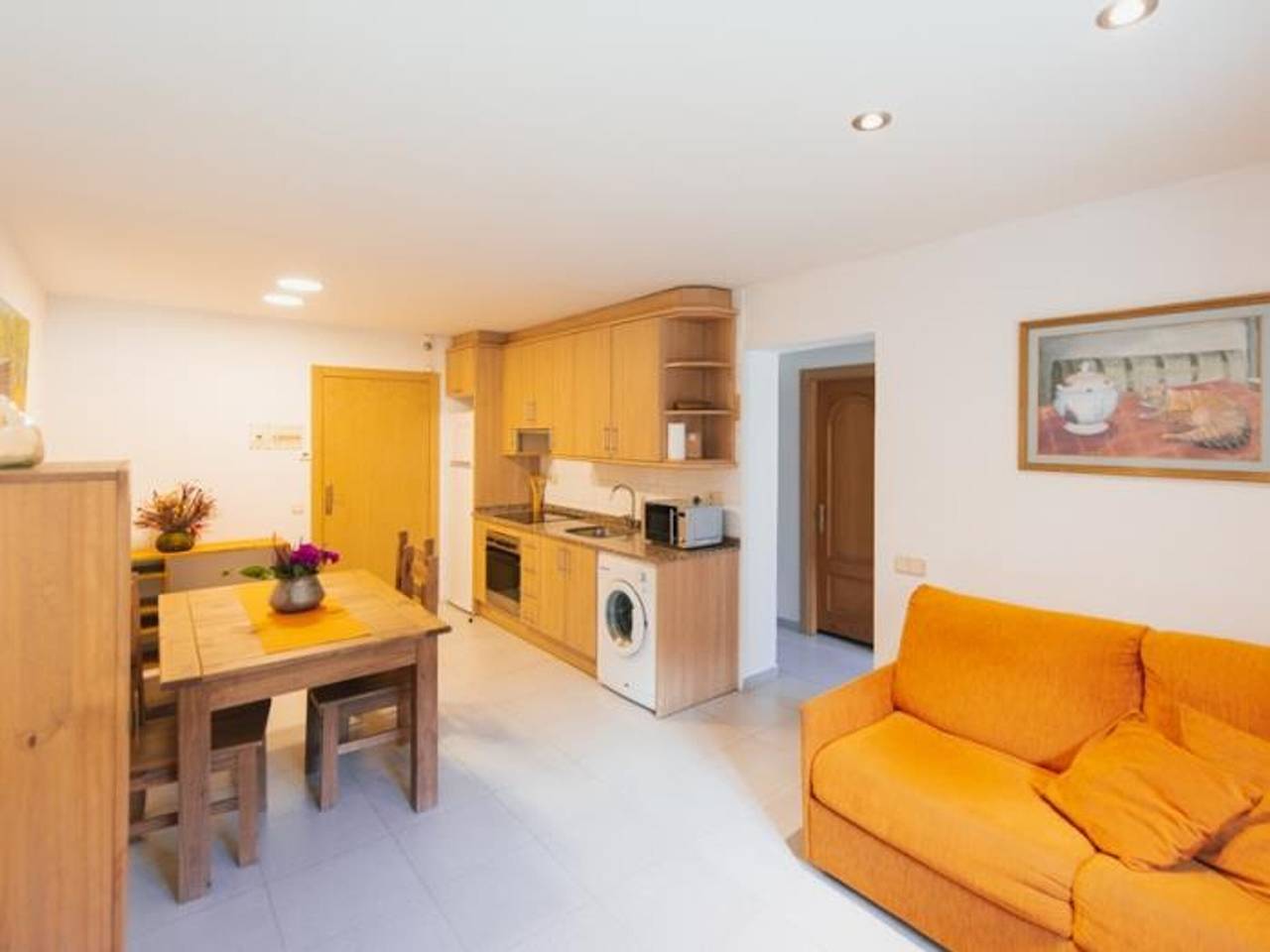 Entire apartment, Renovated apartment in Montardit de Baix, pets allowed in Soriguera, Catalan Pyrenees