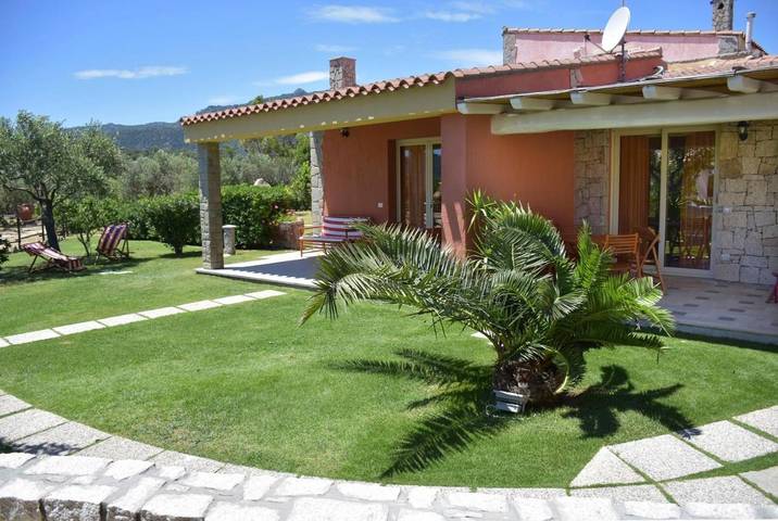Maison d’hôte pour 2 personnes, avec terrasse ainsi que piscine et jardin à Villasimius - 2
