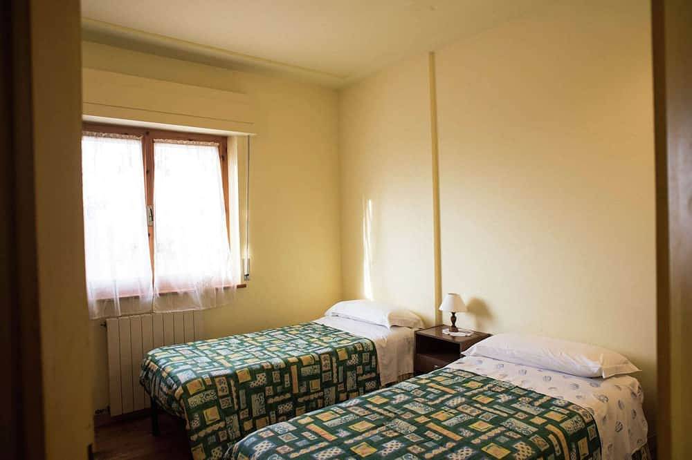 Holiday Home in Paciano near Lake Trasimeno in Paciano, Perugia Province