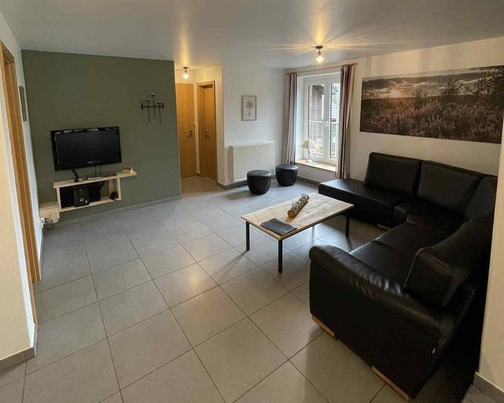 Location de vacances pour 15 personnes, avec terrasse ainsi que sauna et jardin à Stavelot - 2