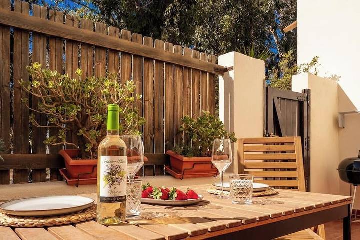 Ferienhaus für 6 Personen, mit Garten in San José (Andalusien)