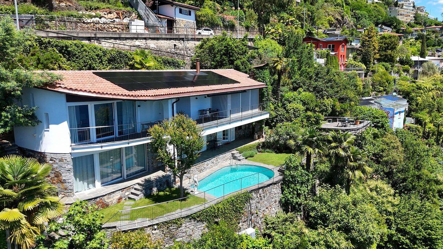 Exklusive Villa mit aussergewöhnlichem Seeblick, privatem Pool und Sauna in Ronco sopra Ascona, Tessiner Alpen