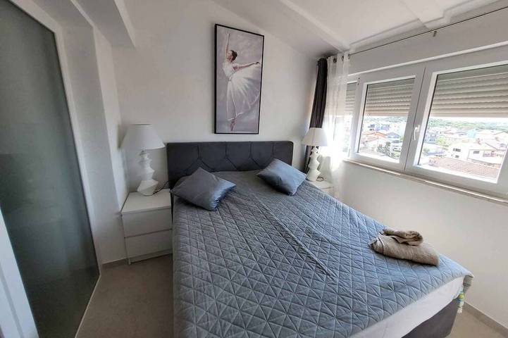 Apartamento entero, Apartamento de vacaciones con jardín de invierno y vista al mar in Pula-Medulin, Pula
