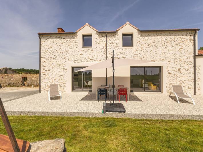 Gîte pour 6 personnes, avec jardin et terrasse