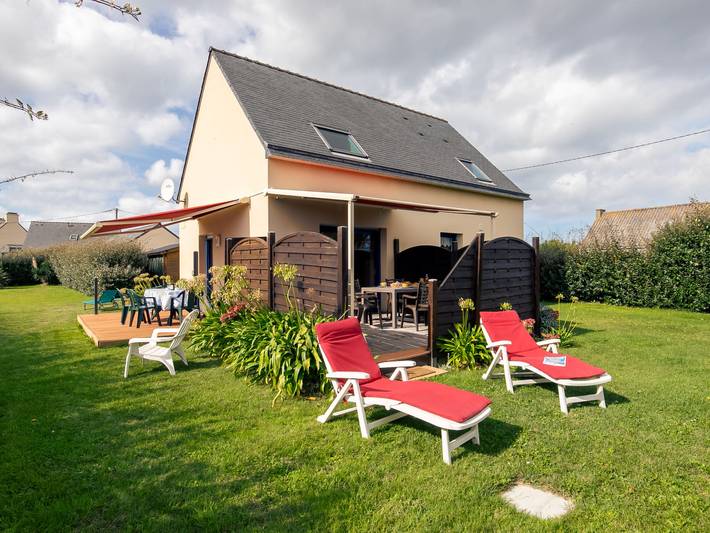 Maison de vacances pour 6 personnes, avec jardin et terrasse à Kerlouan