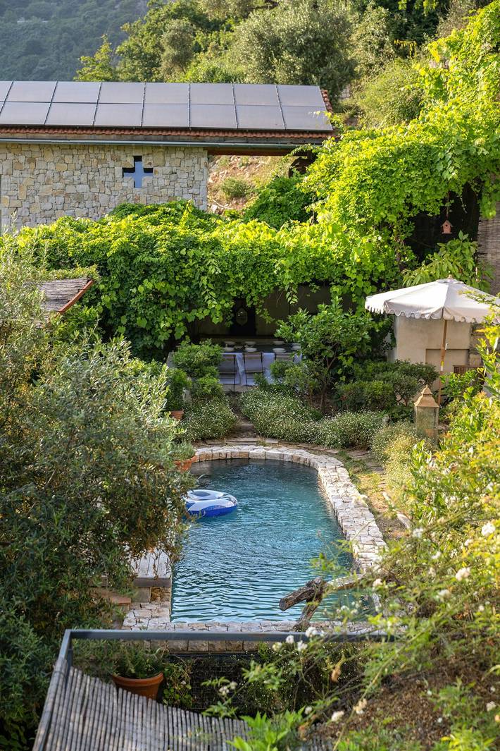 Location de vacances pour 10 personnes, avec terrasse et jardin, adapté aux familles à Vaïssac