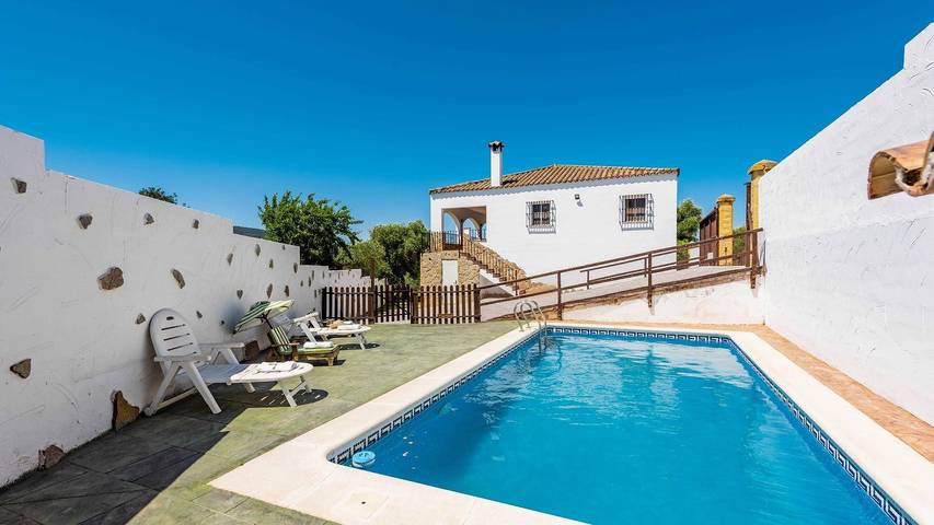 Chalet para 6 personas, con piscina y balcón/terraza, Se admiten mascotas en Parque natural de Los Alcornocales - 2