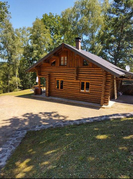 Chalet pour 6 personnes, avec jardin ainsi que vue sur le lac et terrasse, animaux acceptés - 1