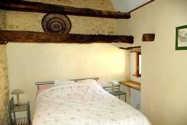 Gîte pour 11 personnes, avec terrasse et jardin à Cendrieux - 3