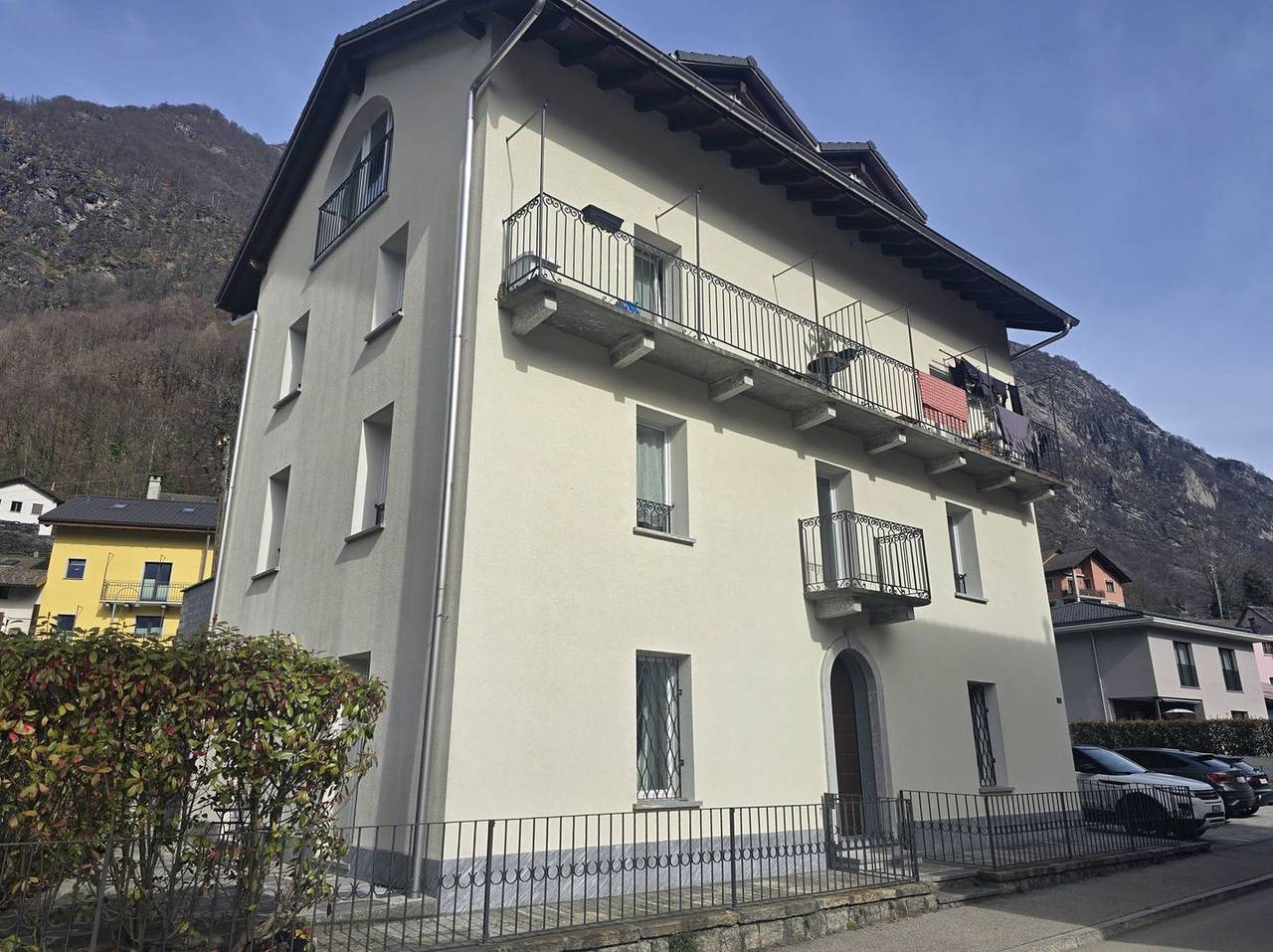 Ganze Wohnung, Ferienwohnung Casa Chiara mit Terrasse und Bergblick, Parterre, 64 m² in S. Carlo (Val Bavona), Cevio