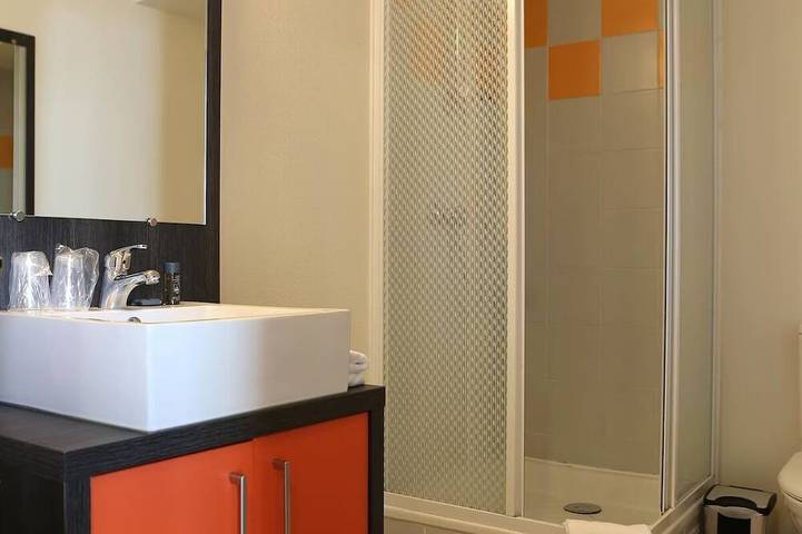 Hôtel pour 2 personnes à Chevilly-Larue - 4