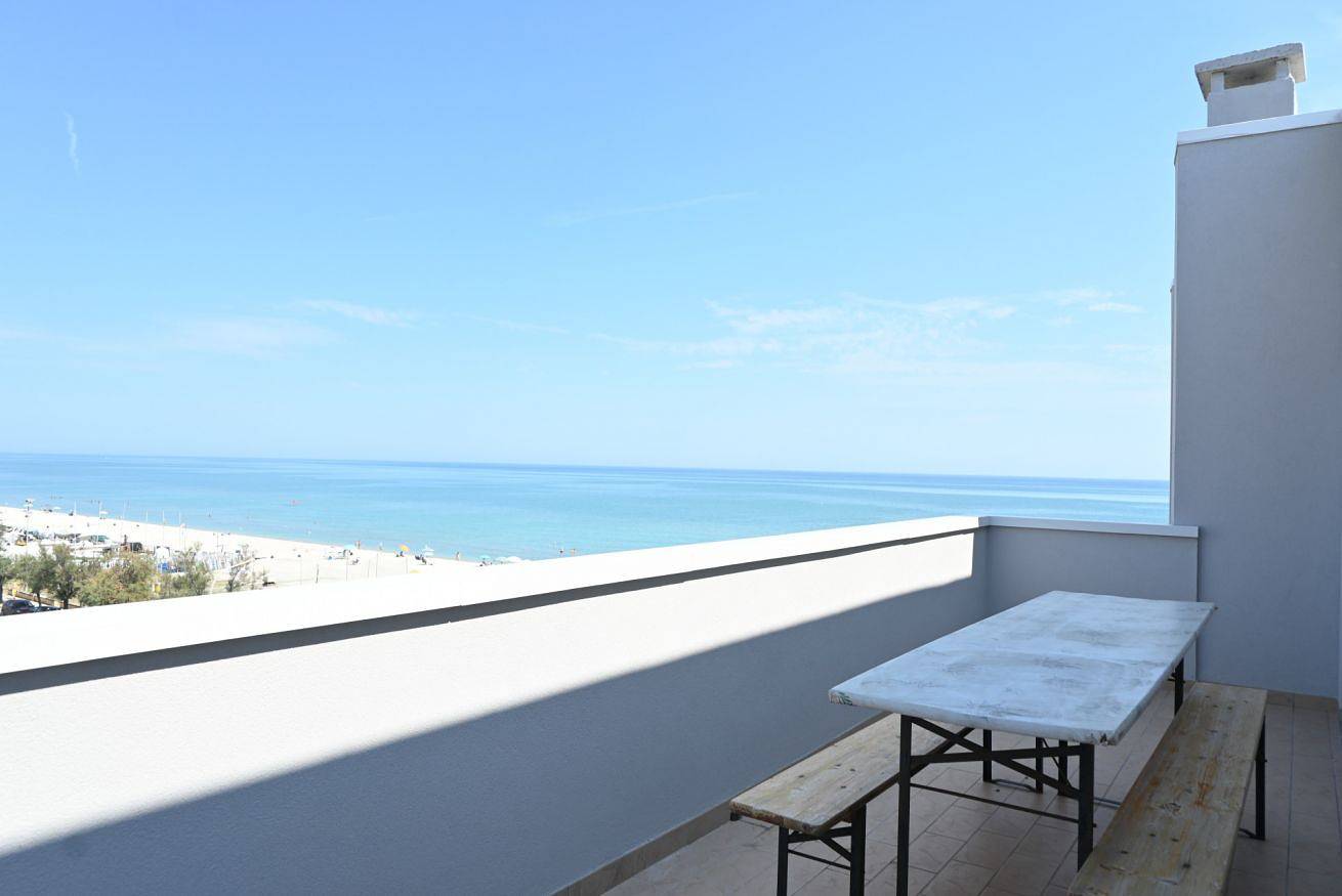 Apartamento entero, Se278 – Senigallia, seafront two-bedroom apartment with balconies and parking space in Senigallia (Municipality), Provincia de Ancona