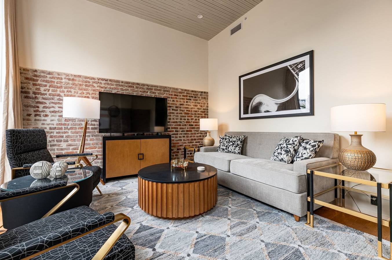 Apartamento entero, 2Br Luxury Stay & Stunning City Views | The Mayfair in Storyville (New Orleans), New Orleans