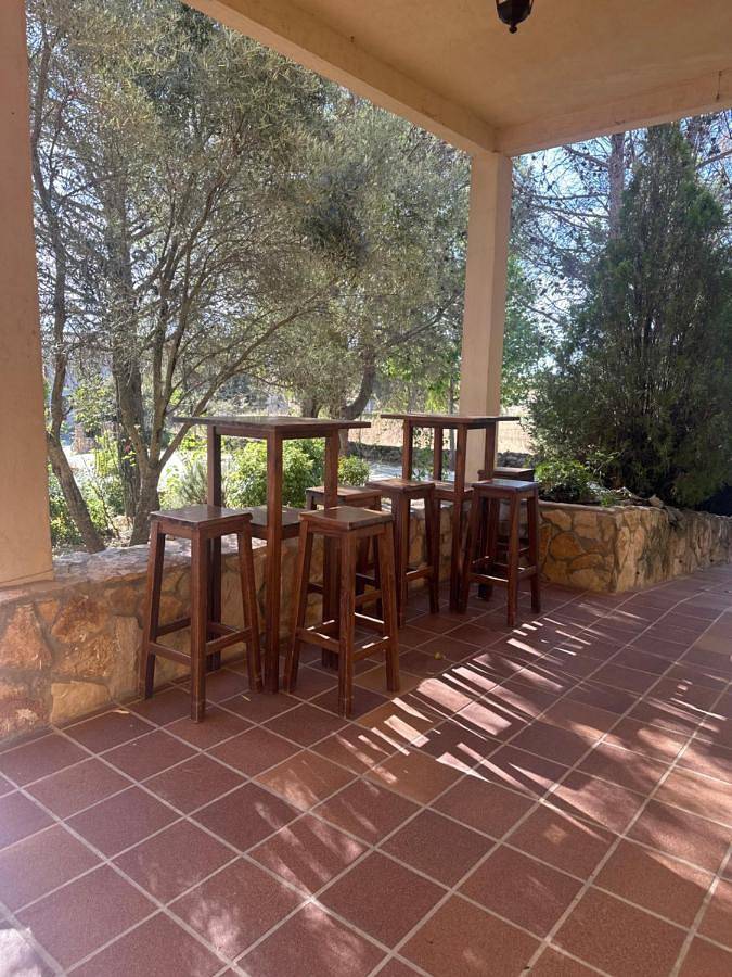 Hotel para 3 personas, con vistas además de terraza y jardín en Tamajón - 2