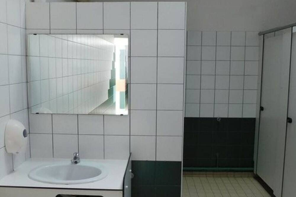 Casa móvil con terraza para 4 personas in Guégon, Pontivy region