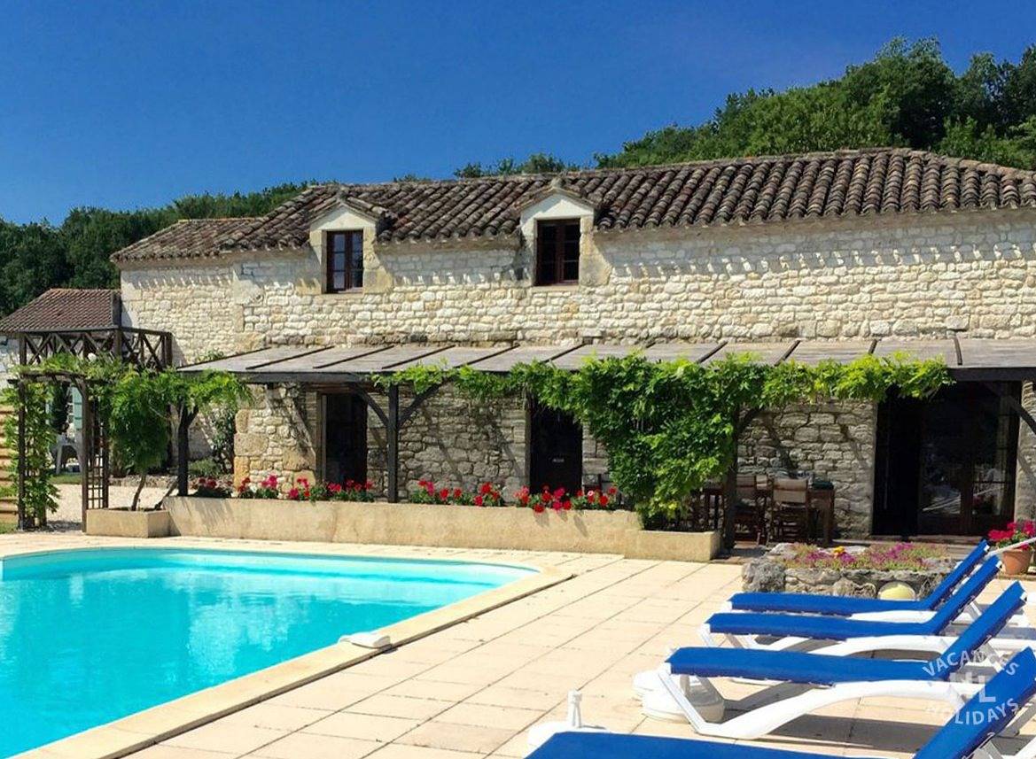 Maison multi-unité avec vues spectaculaires in Montaigu-de-Quercy, Tarn-et-Garonne