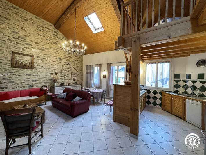 Gîte pour 6 personnes, avec Jardin dans les Pyrénées