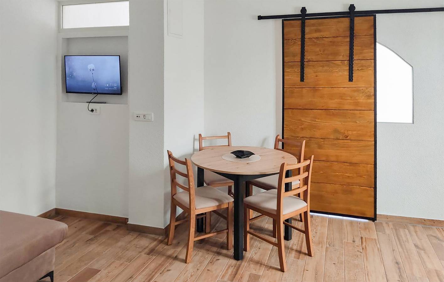 Geheel vakantieappartement, Gezellig appartement met 1 slaapkamer vlak bij het strand, inclusief wifi en parkeergelegenheid in Vodice, Šibenik-Knin