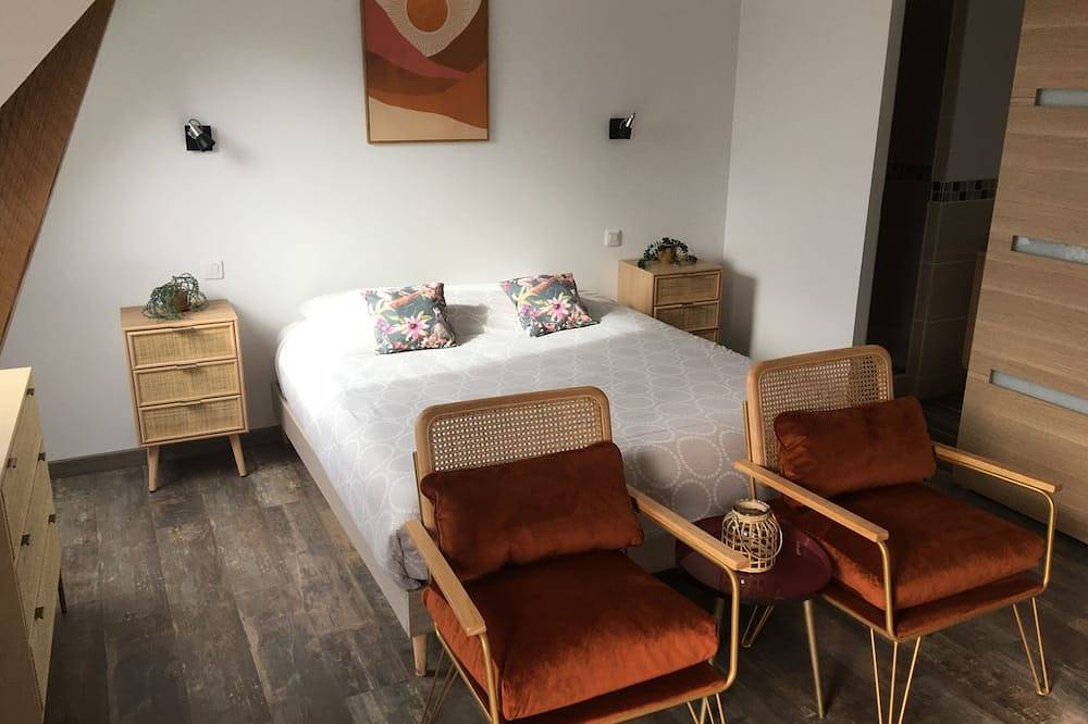 Appartement entier, Studio-Confort-Douche-Vue mer-balcon in Ambleteuse, Région de Boulogne-sur-Mer