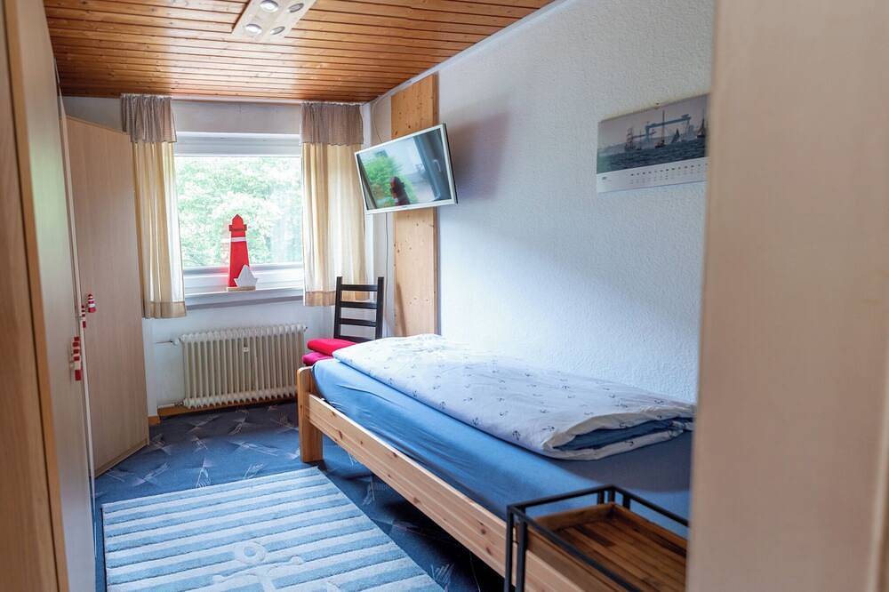 Ganze Wohnung, Willkommen in der 4,5-Zi-Ferienwohnung Barbara-Blick – für Familien & Monteure in Geislingen an der Steige, Landkreis Göppingen