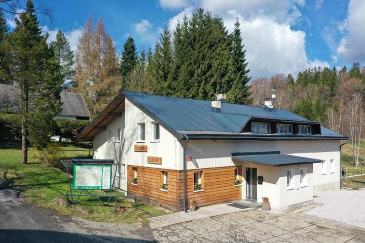 BnB für 4 Personen, mit Terrasse und Garten in Elbsandsteingebirge
