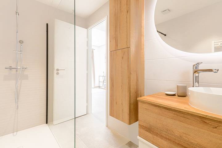 Ferienwohnung für 6 Personen, mit Terrasse und Garten in Nizza - 4