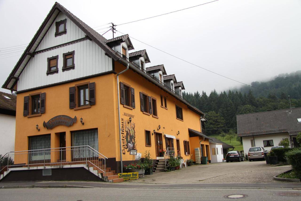 One-Bedroom Apartment with Terrace in Baden-Baden, Forêt Noire du Nord