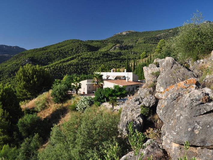 Chambre d’hôte pour 2 personnes, avec piscine ainsi que vue et jardin à Alcaucín