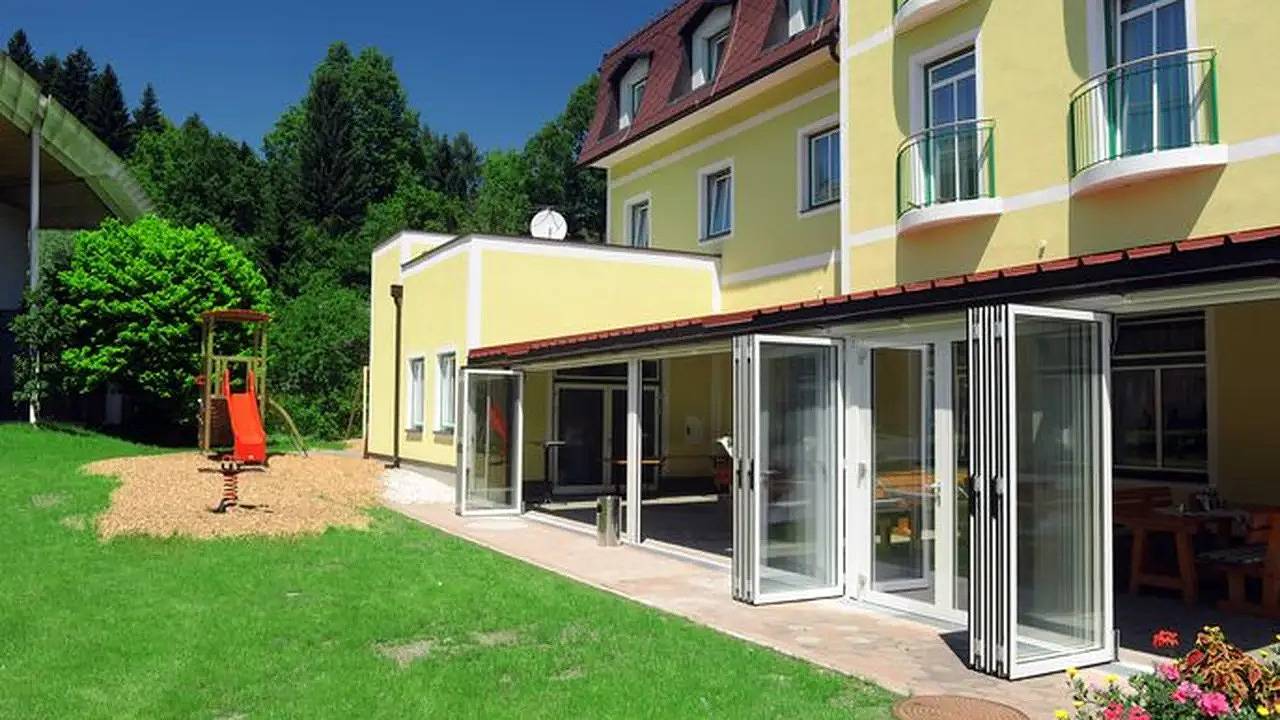 Einzelzimmer für 1 Person (15 m²) in Aigen im Ennstal in Rottenmanner und Wölzer Tauern, Aigen im Ennstal