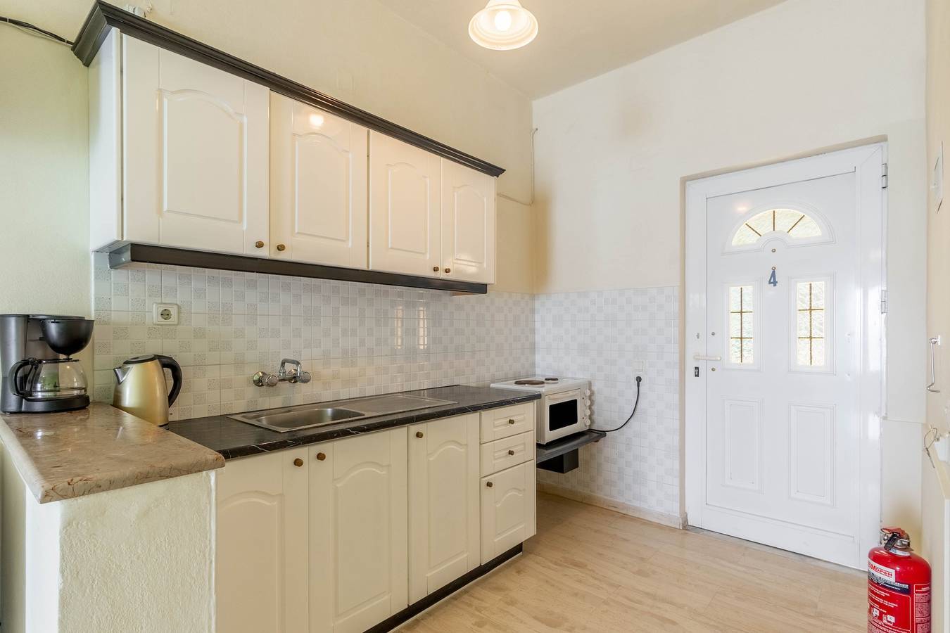 Studio Appartement 'Nikos Seaside 4' met Uitzicht op Zee, Wifi en Airconditioning, foto 6