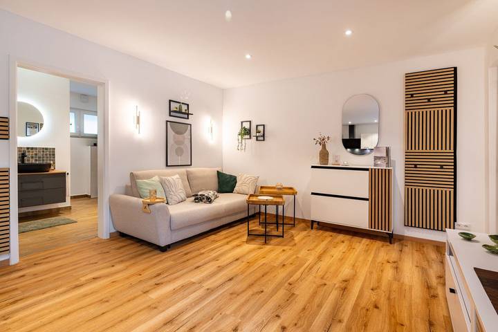 Ferienhaus für 4 Personen, mit Ausblick und Garten sowie Sauna