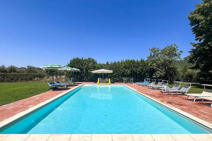 Appartamento vacanze per 5 persone, con balcone e piscina nonché giardino - 1