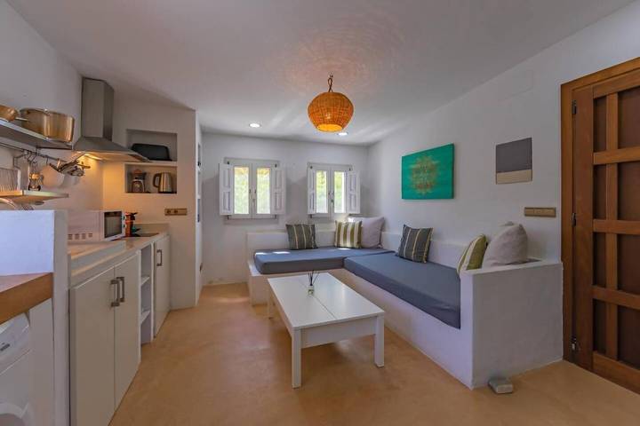 Casa rural para 3 personas, con Balcón y Jardín en Facinas - 2