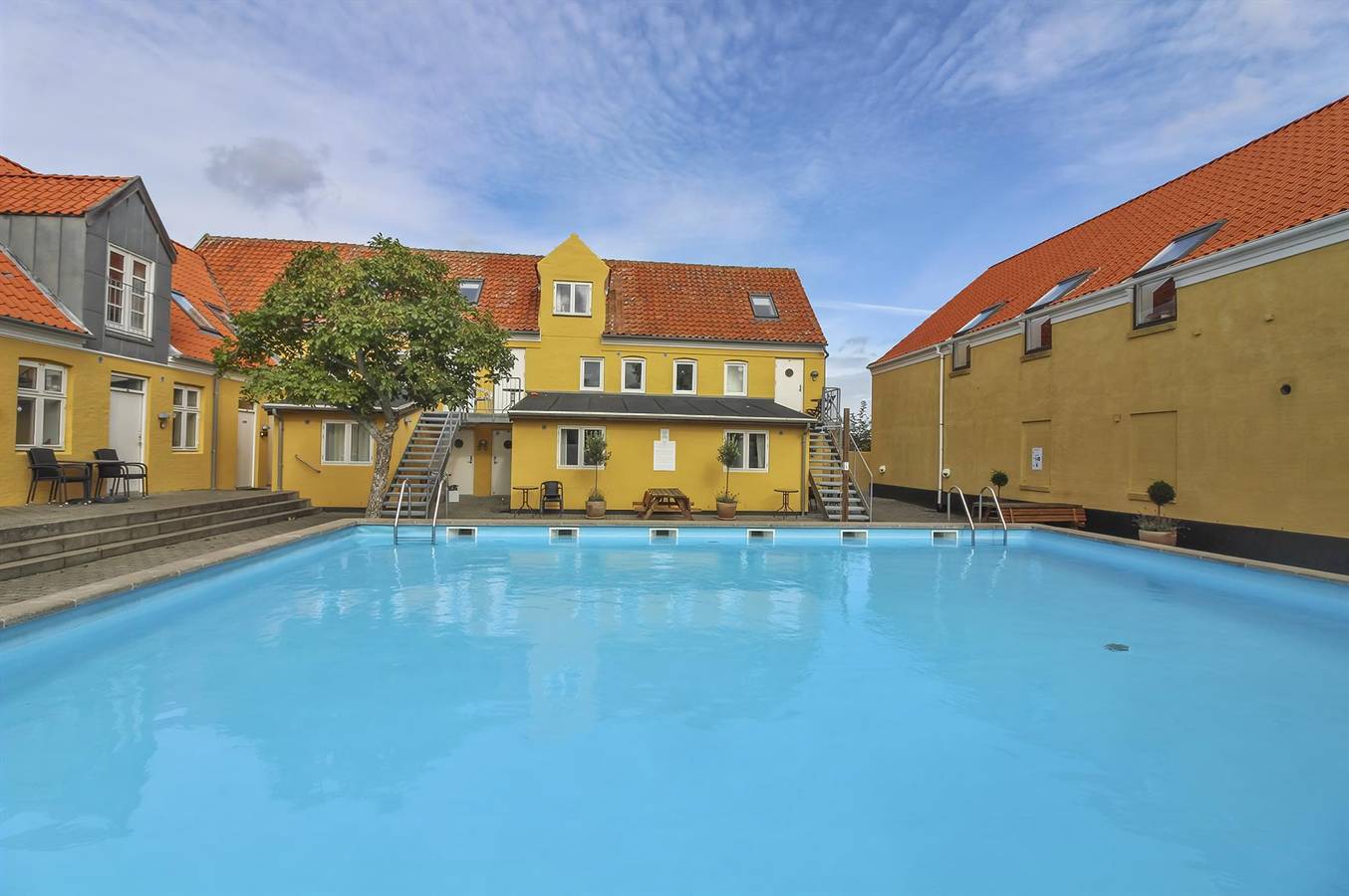 Ganze Wohnung, Stunning apartment in Gudhjem w/ Wifi, 2 Bedrooms and Outdoor swimming pool in Gudhjem, Bornholm