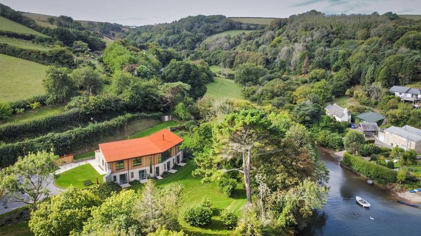 Holiday rental for 8 people, with Terrace and Garden in East Portlemouth