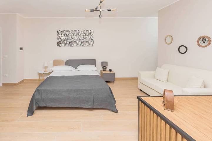 Appartement entier, Jacuzzi Suite with Sea View near Amalfi Coast & Naples in Ercolano, Parc national du Vésuve