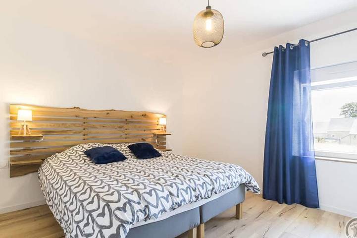 Gîte pour 5 personnes, avec jardin à La Rochelle-Normande - 2