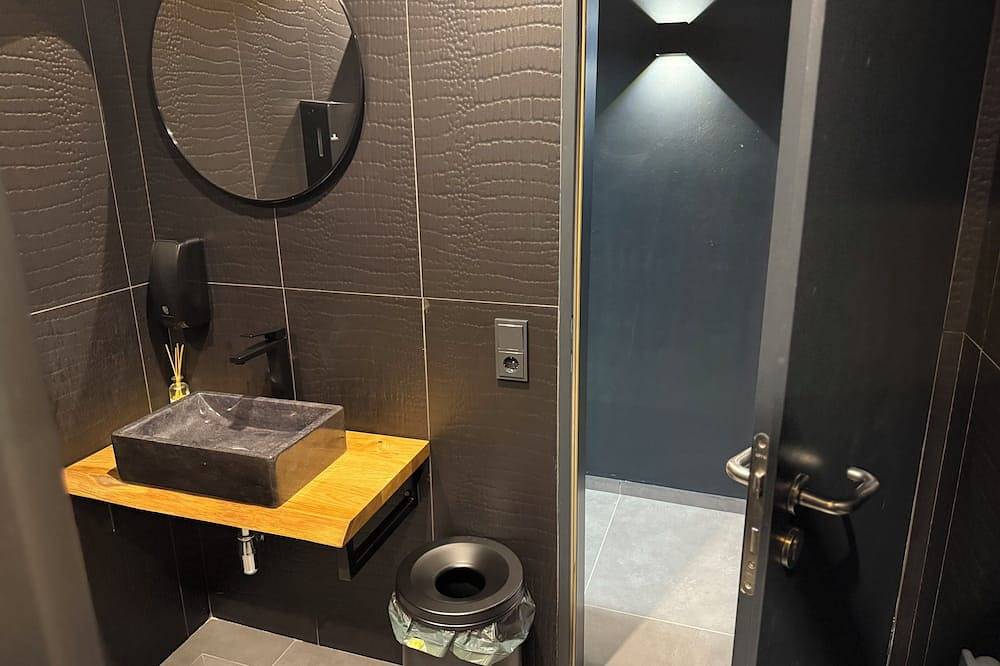 Luxus Space Kapseln Abenteuer Sport & Spa, Lüneburger Heide Soccer Tennis Squash in Bergen (Niedersachsen), Landkreis Celle