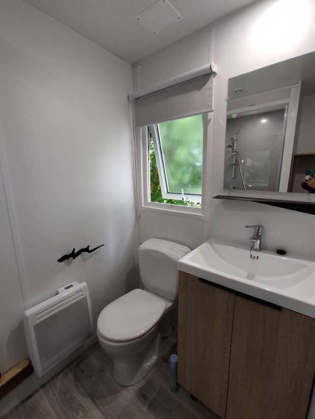 Camping pour 4 personnes, avec vue sur le lac ainsi que vue et jardin dans Fontenay-le-Comte - 3