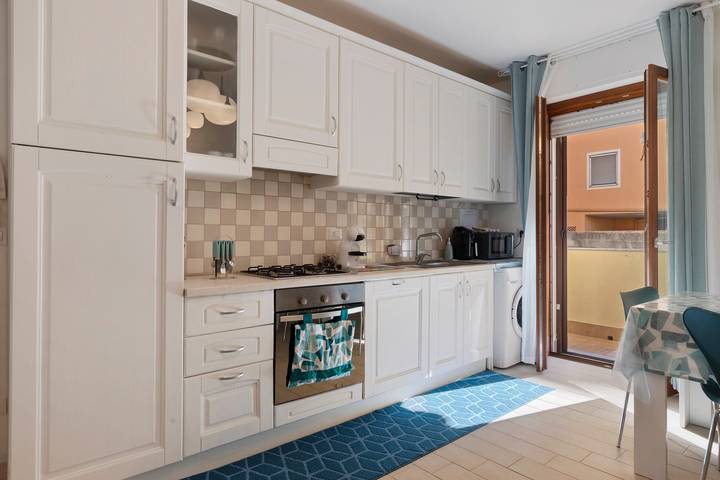 Holiday Home 'Apartment For 6 People Near The Sea' with Balcony, Wi-Fi and Air Conditioning in Pivarada, Alghero