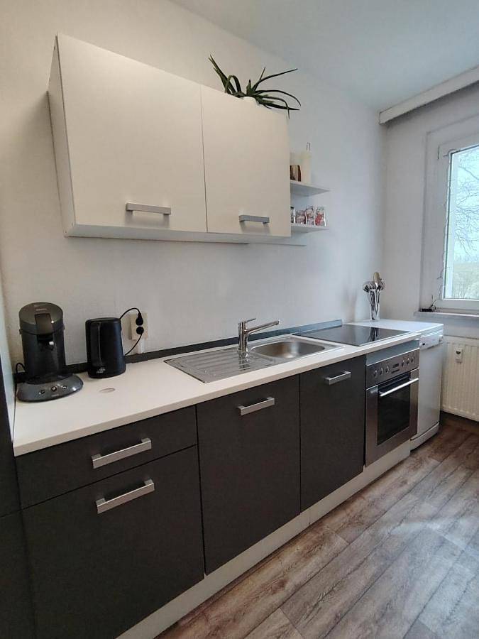 Ganze Wohnung, Gemütliche Fewo nahe Talsperre Pöhl -7 Min zur A72 in Pöhl, Chemnitz und Umgebung