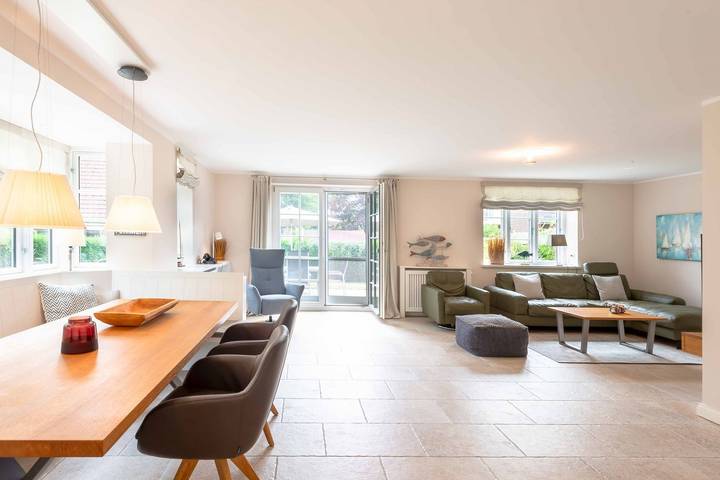Ferienhaus für 5 Personen, mit Terrasse und Garten sowie Sauna in Alkersum - 3