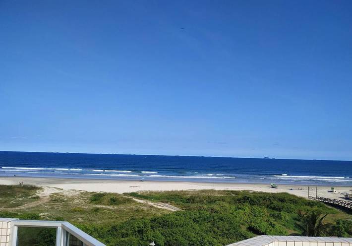 Casas e apartamentos de temporada para 5 pessoas, com balcão e vista em Pontal do Paraná