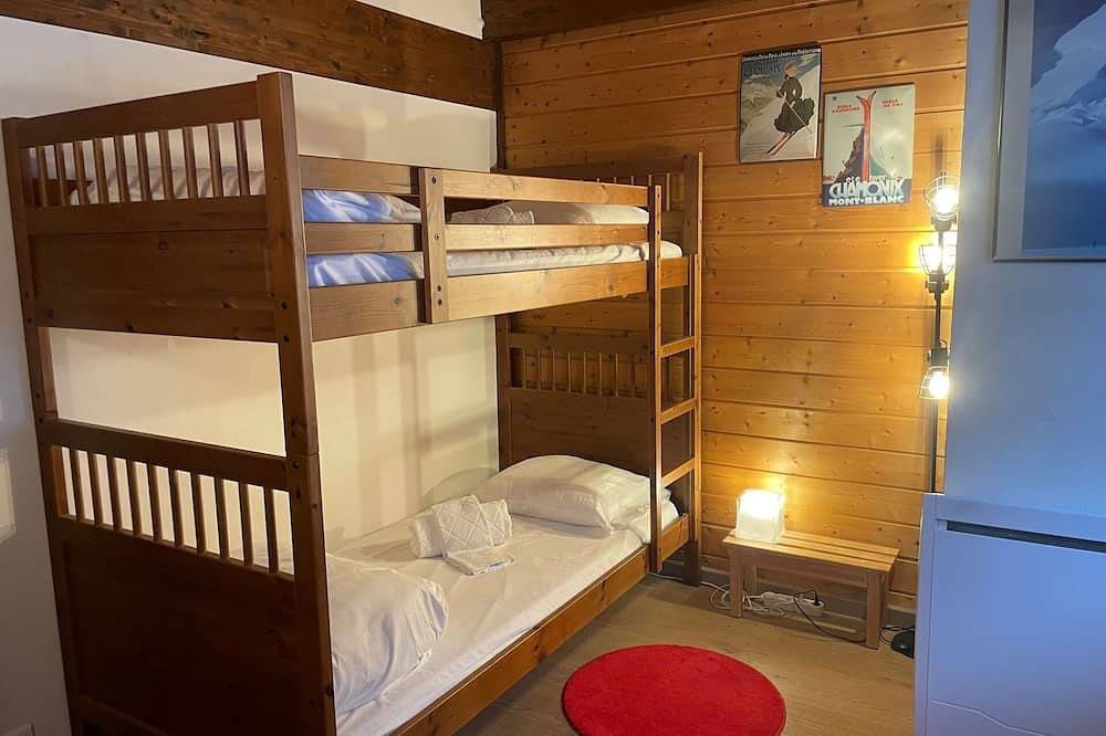 Entire apartment, Nice apartment for 4 guests with Wifi and Tv in Argentière, Chamonix-Mont-Blanc