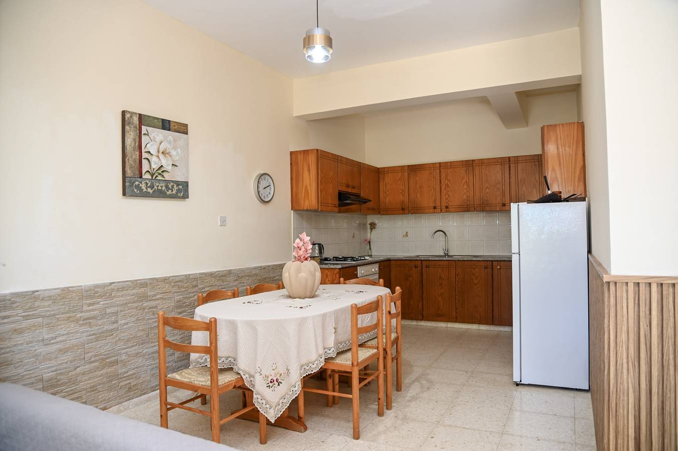 Kritos Apartments – ein Schlafzimmer in Αργάκα, Südzypern