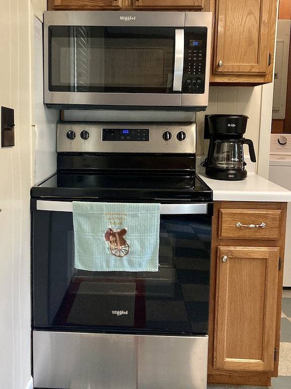 Blockhütte für 6 Personen, mit Terrasse und Whirlpool sowie Garten - 1