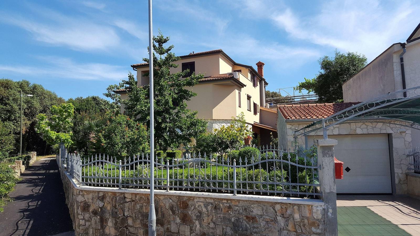 Apartamento vacacional entero, Ferienwohnung Ginkgo A4 in Banjole, Costa sur de Istria