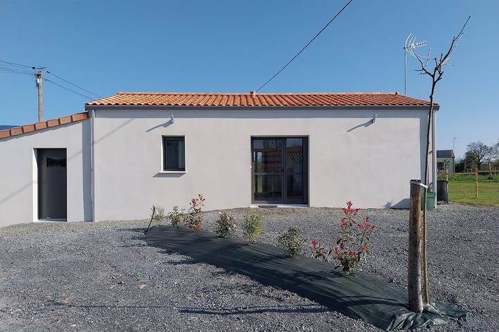 Location de vacances pour 6 personnes, avec jardin dans La Plaine